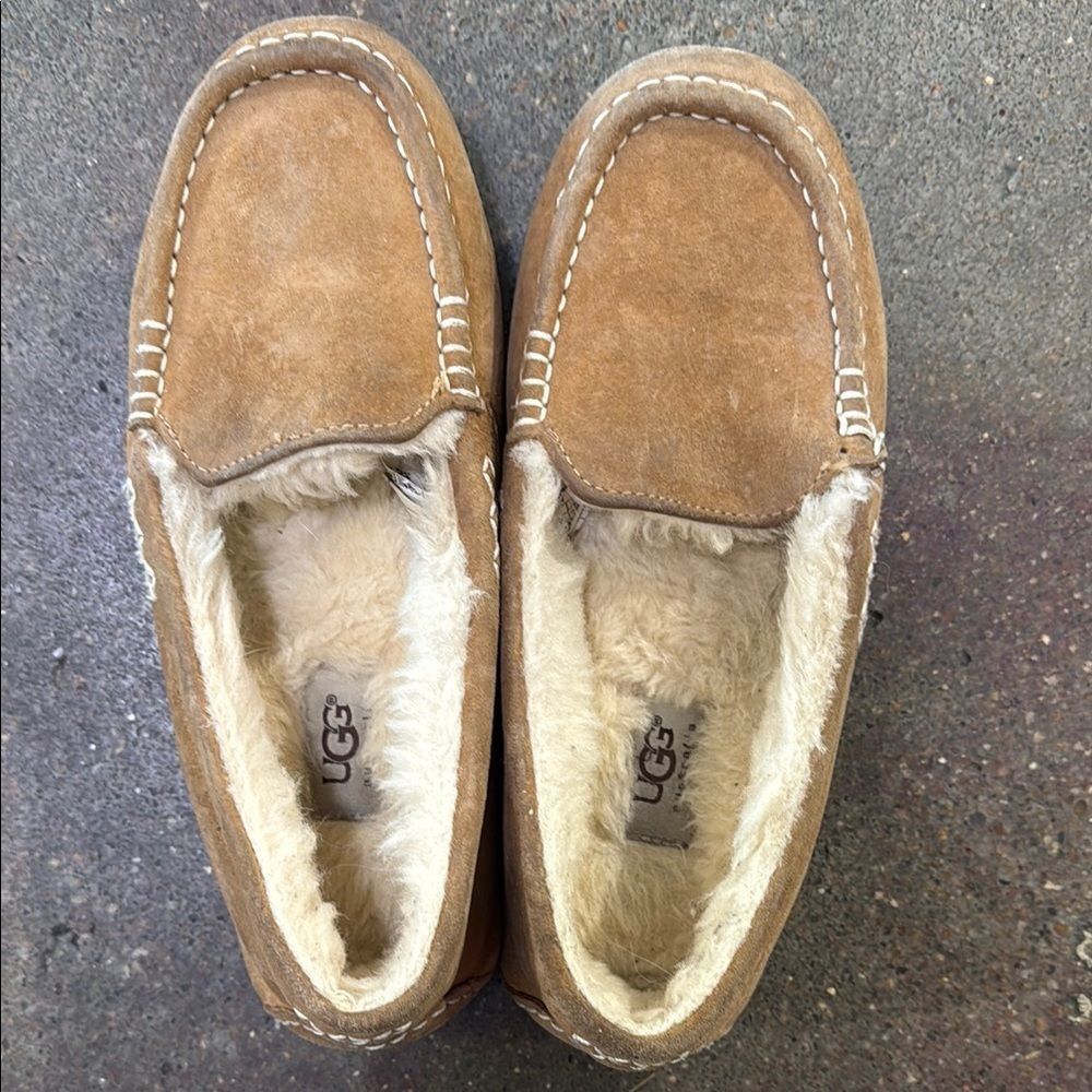 UGG slippers - Picture 3 of 4